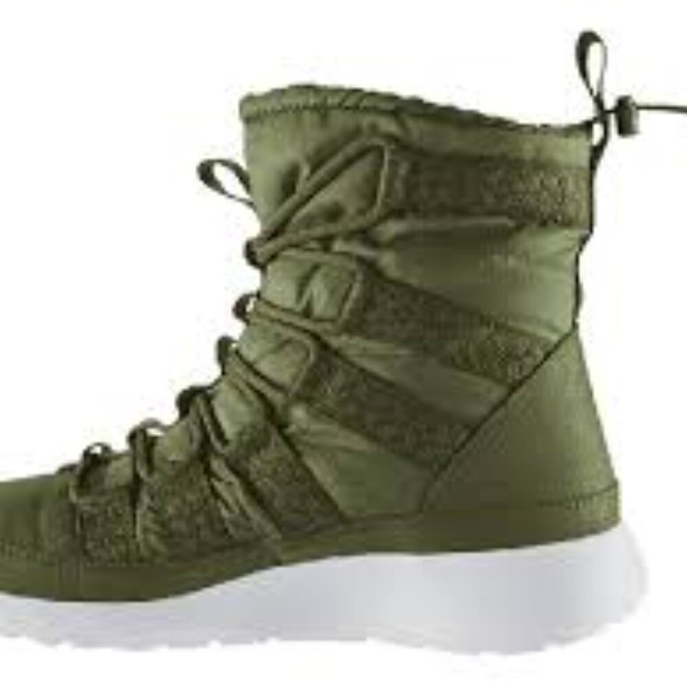Nike Women's Green Roshe One 615968-301‎ High-Top Athletic Sneakerboot Size 8
